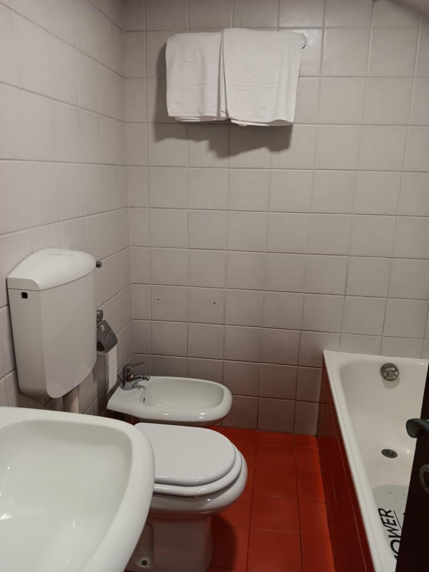 House Apartment *